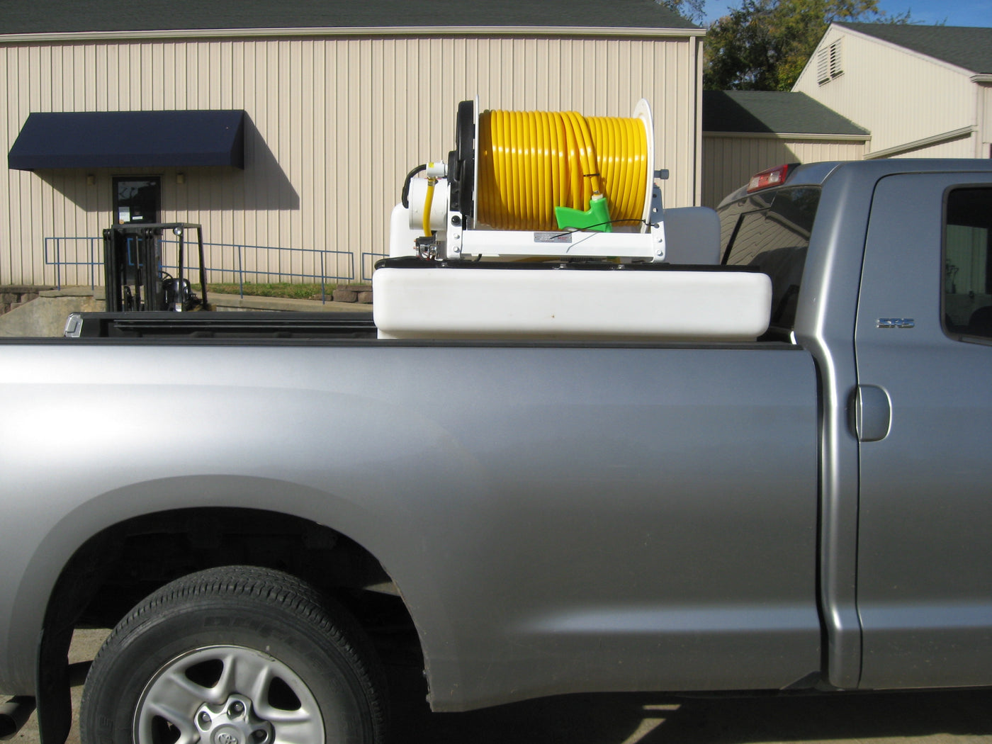 300 Gallon Space Saver Sprayer