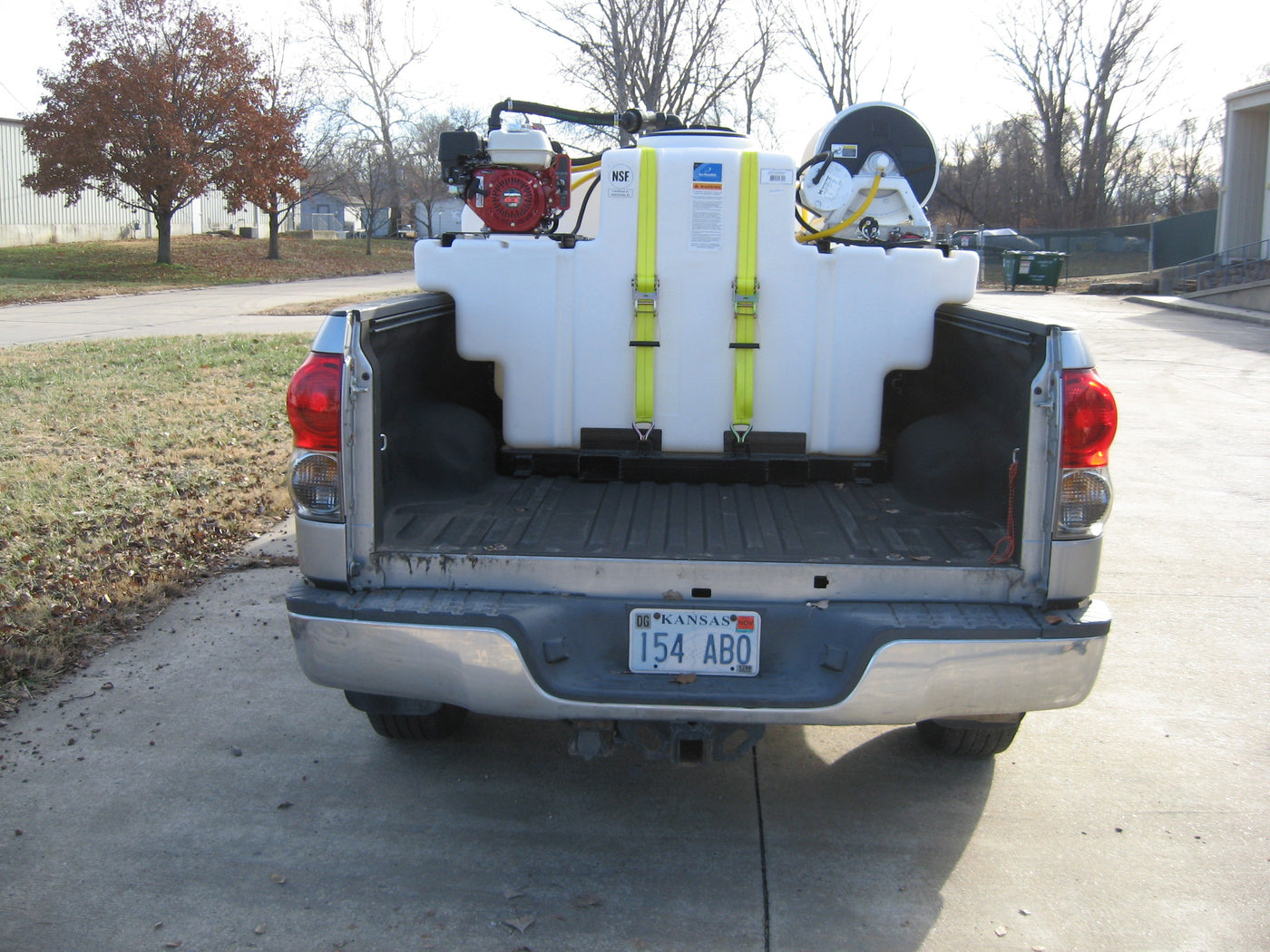 400 Gallon Space Saver Sprayer