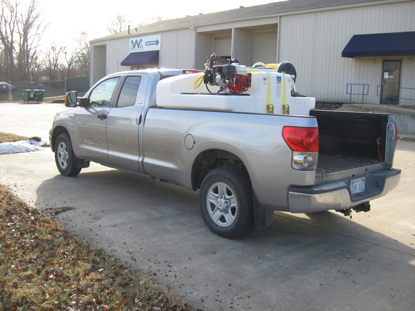 400 Gallon Space Saver Sprayer